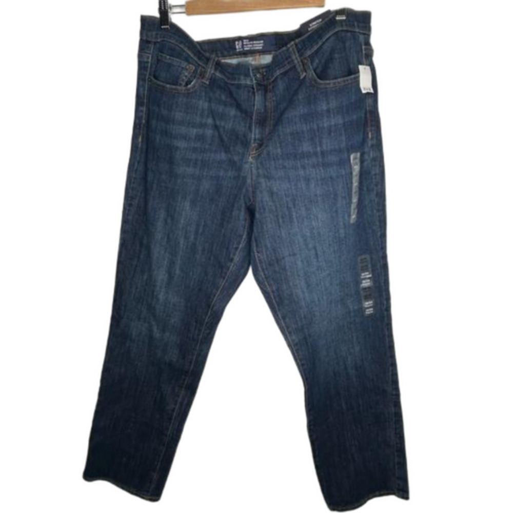 NWT gap Classic straight Jeans 18/34